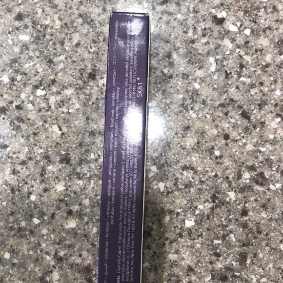 TARTE CONCEALER - Picture 4 of 5